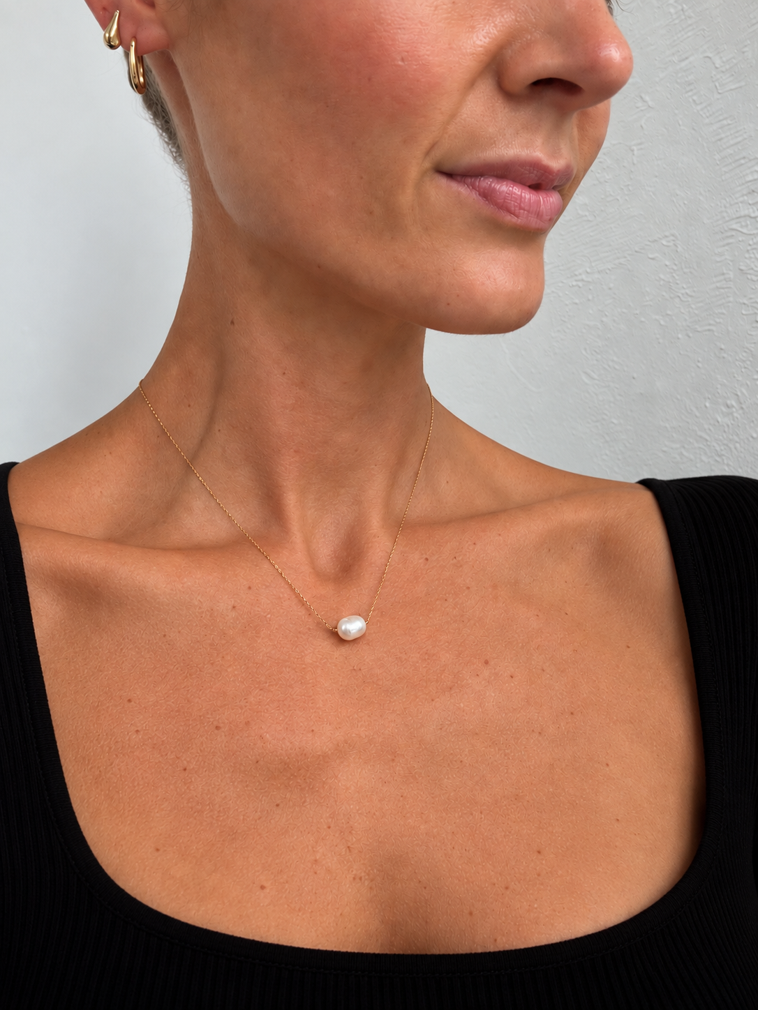 The Sunday pearl necklace